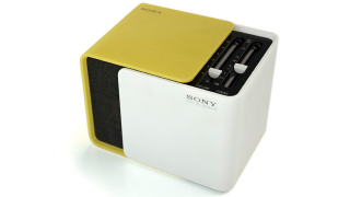 Illustration for article titled Sony Needs to Revive This Gorgeous Sliding Radio As a Bluetooth Speaker
